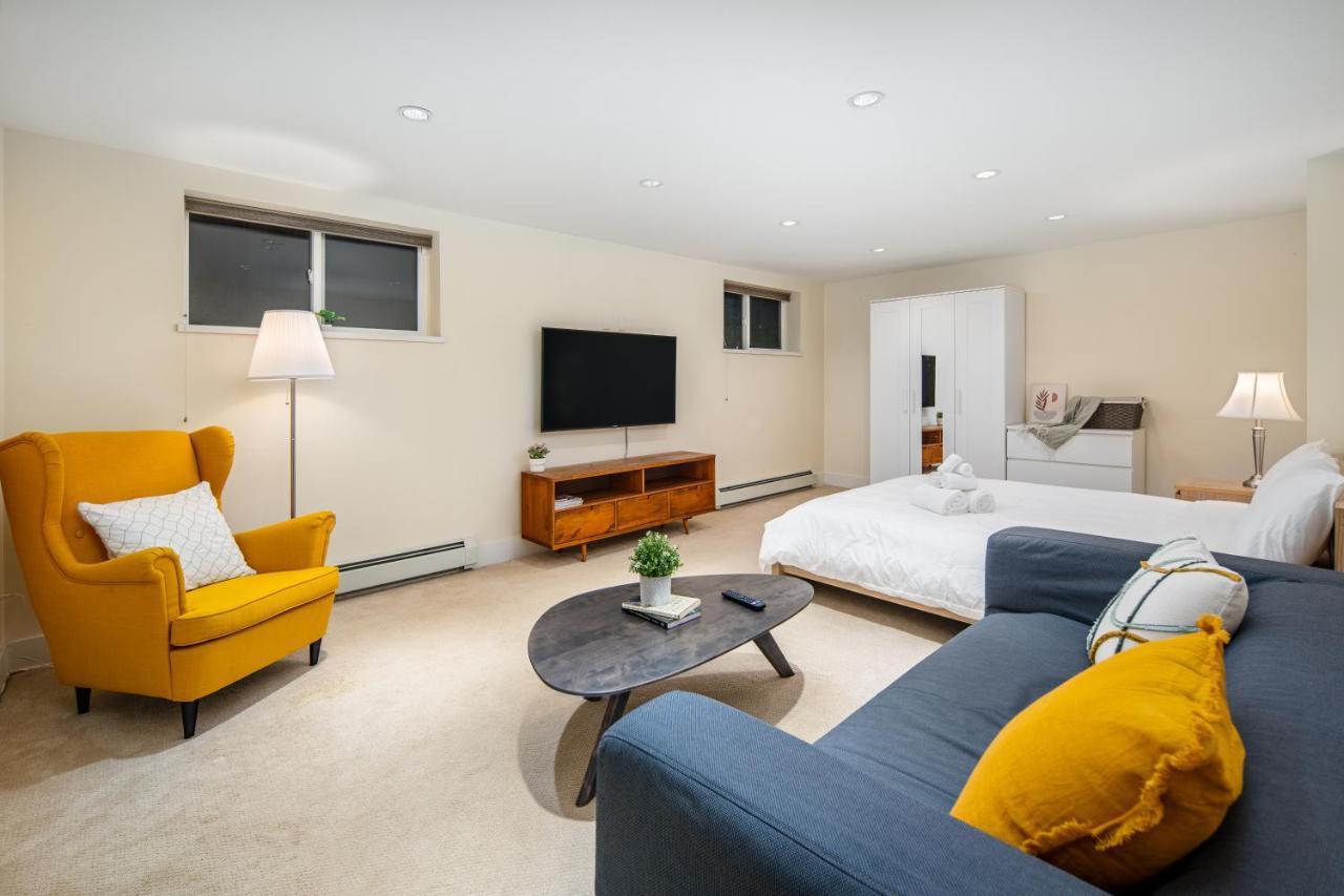 Gorgeous 4 Bedroom Garden Level Suite At Vancouver West & Ubc Kültér fotó